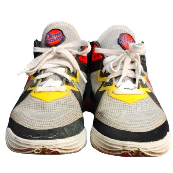 Nike's Lebron 18 XVIII Low Space Jam - Picture 4 of 8